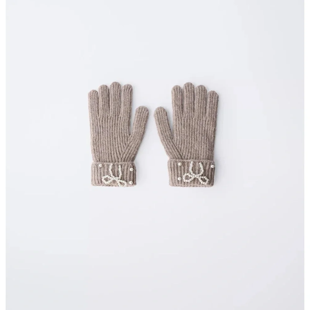 ZARA KNIT GLOVES WITH PEARLS